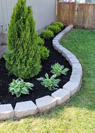 Steal these cheap, easy ideas for a beautiful yard, from pathways to planters and more. 20 Cheap Diy Front Yard Ideas Magzhouse