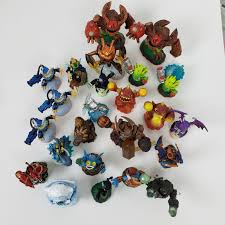 Widest selection of new & used books. 25 Skylanders Spyro S Adventure Characters Figures Red Green Orange Blue Lot Used Excellent Condition Skylanders Spyro Skylanders Adventure Character