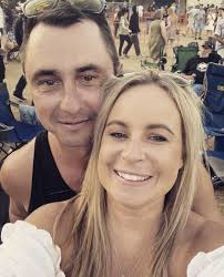 Renee Naylor and Shane Woodroffe's Wedding Website