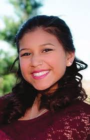 Lara Whiting's Instagram, Twitter & Facebook