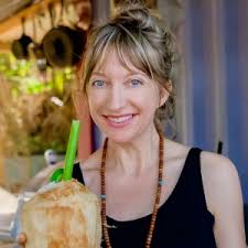 201: Plant-Based Holiday Tips with Molly Patrick: Simple, Joyful, and  Sustainable Eating for You and Mama Earth