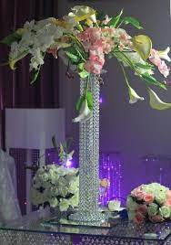 Preciosas mesas de madera de caoba y cristal esmerilado propias para usar como mesas laterales en sala grande o mesas de centro una debajo. Bases De Cristal Para Centro De Mesa 6 Decor Home Decor Vase