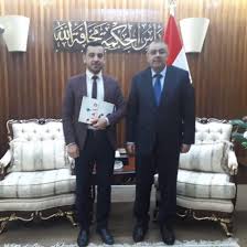 تعلن وزارة التعليم العالي والبحث العلمي بدء التقديم إلى الدراسات العليا للعام الدراسي 2022/2021 اعتبارا من اليوم الموافق الثاني من آيار الحالي ولغاية الثالث من حزيران المقبل. Ù„Ù‚Ø§Ø¡ Ø¬Ù…Ø¹ Ù…Ø¹Ø§Ù„ÙŠ ÙˆØ²ÙŠØ± Ø§Ù„ØªØ¹Ù„ÙŠÙ… Ø§Ù„Ø¹Ø§Ù„ÙŠ ÙˆØ§Ù„Ø¨Ø­Ø« Ø§Ù„Ø¹Ù„Ù…ÙŠ Ø§Ù„Ø¹Ø±Ø§Ù‚ÙŠ ÙˆØ§Ù„Ù…Ø¯ÙŠØ± Ø§Ù„Ø¹Ø§Ù… Ù„Ù„Ø£ÙƒØ§Ø¯ÙŠÙ…ÙŠØ© Ø§Ù„Ø¯ÙˆÙ„ÙŠØ© Ù„Ù„Ù‚ÙŠØ§Ø¯Ø© ÙˆØ§Ù„ØªÙ†Ù…ÙŠØ©
