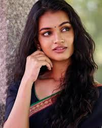 Good afternoon haunted friends 🖤🌹