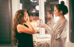 Findgift.com is a free service dedicated to helping you find unique gift ideas. 10 Tips To Choosing The Best Gifts For Friends Who Have Everything