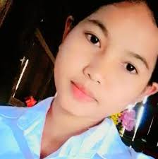 ចុចមេដៃ1 នាក់ចង់ប្រើថ្នាំដុសធ្មេញmiss ខមមិន