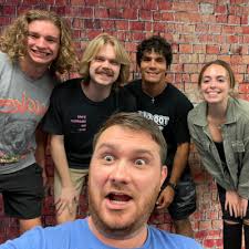 Ten Good Minutes With The Extrav Ladies! by Ten Good Minutes @Mustangnaz