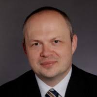 10+ "Daniel Petri" profiles