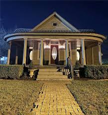 207 W Carter St, Beeville, TX 78102