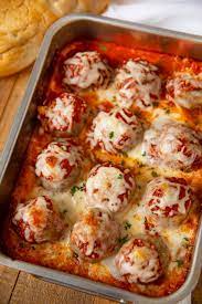 Cheesy Meatball Casserole Recipe Abendessen Dann Dessert Abendessen Casserole Cheesy Meatball Casserole Cheesy Meatballs Meatball Casserole Recipe