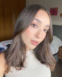 Miriam Munguia's Instagram, Twitter & Facebook