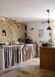 Vicky S Home Una Casa Rural Que Despierta Los Sentidos A Cottage That Awakens The Senses Arredo Interni Cucina Case Esotiche Cucina Primitiva