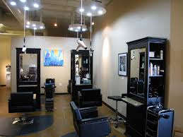 The Best 50 Beautiful Design And Layout For The Perfect Salon Interior Https Decoredo Com 9152 50 Beau Salon Interior Design Hair Salon Decor Salon Interior