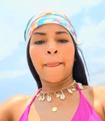 Allison feliz🩷🌊