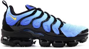 Nike Air Vapormax Plus Hyper Blue In 2020 Nike Running Shoes For Men Nike Air Vapormax