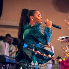 Chidinma and flavour come through again with a short movie for their recent ep 40yrs nigerian songstress chidinma ekile teams up with highlife maestro, flavour na'bania, to serve their highly. Nigerians React As Chidinma Ekile Returns To Gospel Music