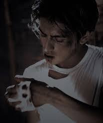 Andrew Dragon's Instagram, Twitter & Facebook