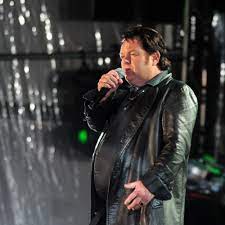 Als klein jongetje glipte andré hazes ooit eens stiekem het concertgebouw binnen. File Martijn Fischer As Andre Hazes 14981645249 Jpg Wikipedia