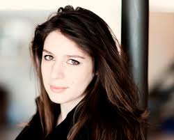 Soprano Elizabeth Watts