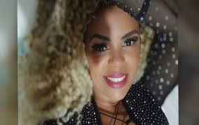 Vendedora relata aflição antes de cirurgia para reparar queimaduras e  necroses após plástica: 'Medo de não aguentar'