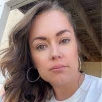 Selena Metz's Instagram, Twitter & Facebook