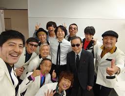 2019 11 9 0 17頃 谷中敦insta mステ堪能組 確かタモリさんと小沢健二とスカパラで写真を撮ったんだけど あとひとり 笑笑 小沢健二 小沢 スカパラ