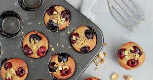 Financiers Aux Cerises Et Pistaches Recette Recette Financier Rapide Alimentation Recette