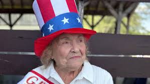 Lady of the Lake: Clamcakes, love stories, and 99 years of Ernestine Gonyea 