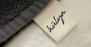 Printed labels vs Woven labels: Which are better? | Weavabel