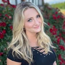 Tyler Bedwell's Instagram, Twitter & Facebook