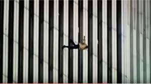 The man in the photo is so vertical and symmetrical which really made the picture so unique from all others taken on 9/11. 9 11 The Falling Man An Image That We Will Never Forget Oneindia News