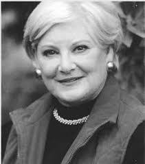 Eleanor Freeland's Instagram, Twitter & Facebook