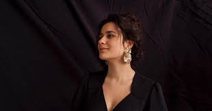 Choeur Étudiant de Toulouse - Découvrez aujourd'hui Juliette Mey, notre  soliste étudiante mezzo-soprano sur le Gloria de Vivaldi 🎶 Pour acheter  vos places, c'est ici : https://oset.festik.net/ Juliette Mey débute à l'âge