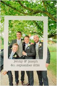 Découvrez notre gamme de cadres photos de tailles standards dans toutes les dimensions imaginables. 1001 Idees Pour Un Photobooth Mariage Creatif Et Original Cadre Photo Mariage Photo Booth Mariage Cadre Mariage