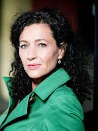 Auf dem weg and more. Delia Mayer Fullprofile Von Schauspielervideos