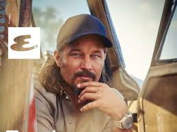 Travis Fimmel non è la tipica star del cinema