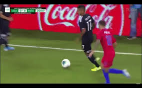 Jun 07, 2021 · tecatito corona picks off mark mckenzie's pass inside the box and he roofs the ball. Gif Tecatito Corona Animasi Gifs