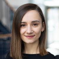 Dana Luft's Instagram, Twitter & Facebook