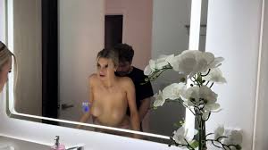 Cas Summer With Luke Cooper Bathroom Sextape - EPORNER