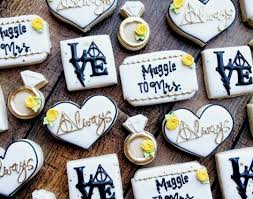 Muggle To Mrs Harry Potter Themed Bridal Shower Minis Muggletomr Harry Potter Bridal Shower Harry Potter Wedding Cakes Harry Potter Bachelorette Party