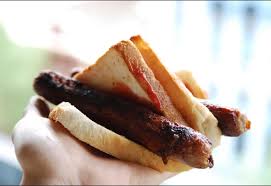 Inside The Complex And Secret World Of Bunnings Sausage Sizzles In 2020 Australian Food Aussie Food Food