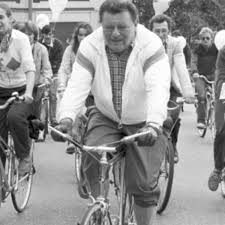 Franz josef strauß stellte sich im juli 1979 die frage: Franz Josef Strauss Munchner Merkur Leser Erinnern Sich An Die Csu Legende Bayern