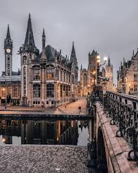 Königreich belgien), es uno de los veintisiete estados soberanos que forman la unión europea. Bruxelas Capital Da Belgica Costuma Ser O Principal Destino De Viajantes Que Decidem Ir Para Esse Pais Mas Travel Aesthetic Places To Travel Belgium Travel