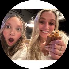 Ivye Hurley and Owen Lanning's Wedding Website