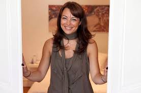 Sandra Viricel Recherche Appartement Ou Maison Redore L Image De Notre Profession M6