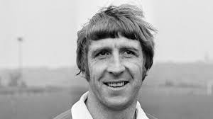 Man Utd saddened to hear of Wyn Davies passing away