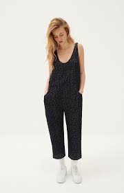 Hope the unique vintage style of our items will make you buy the distinctive vintage dresses, shirts, skirts, shoes and other accessories with bundle from retrostage to get the full look for retro day. Women S Dresses And Women S Jumpsuits American Vintage