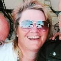 Tammy Parlett's Instagram, Twitter & Facebook