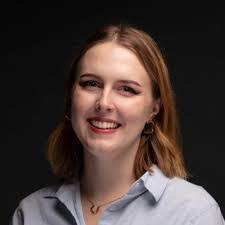 Kiara Thomas's Instagram, Twitter & Facebook