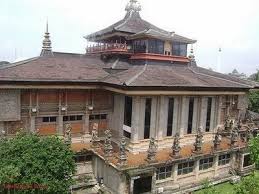 Mulai dari upacara adat yang beragam, bentuk rumah adat. Rumah Adat Bali Gps Wisata Indonesia